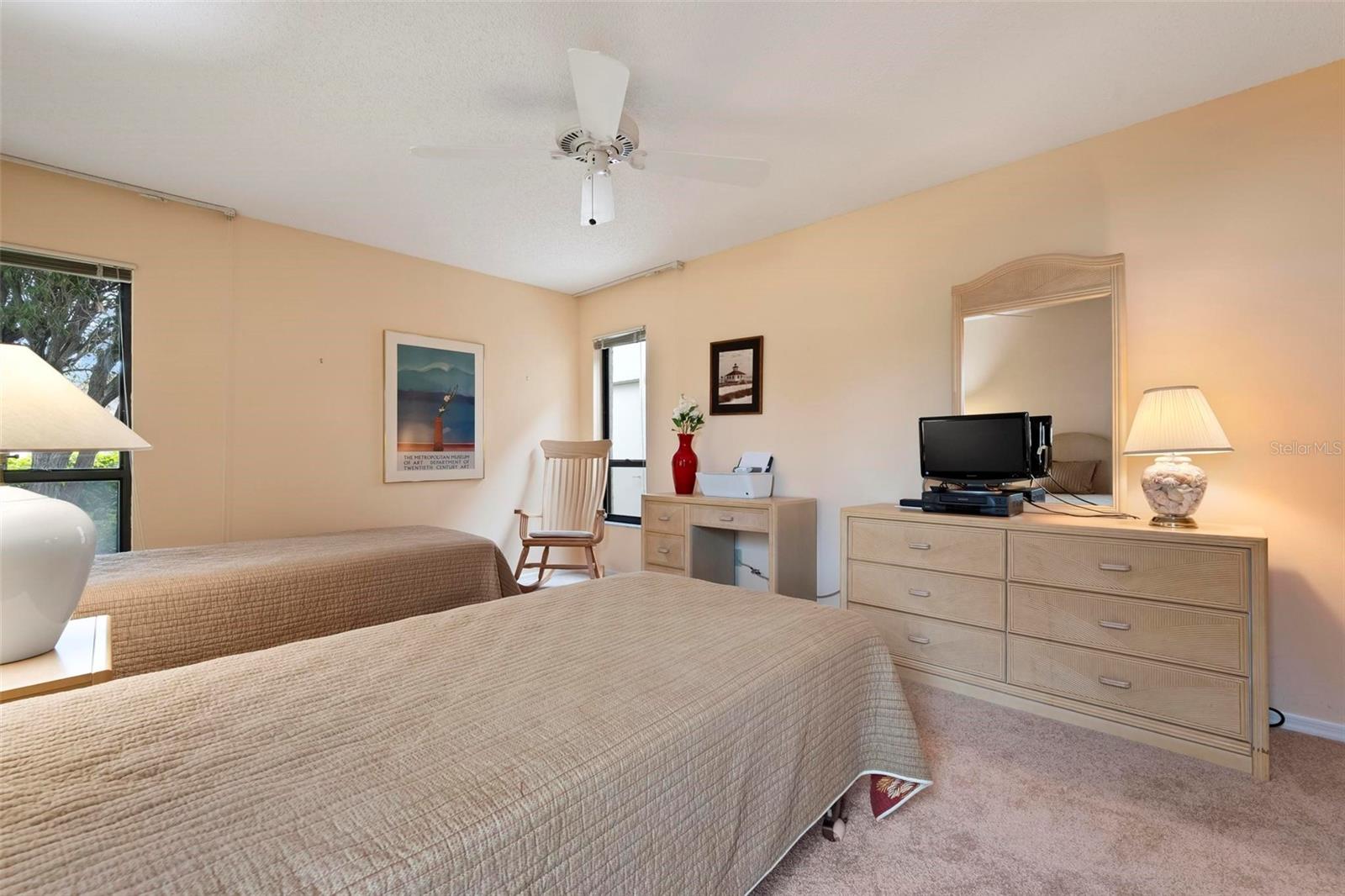 LAKESHORE VILLAGE - Residential