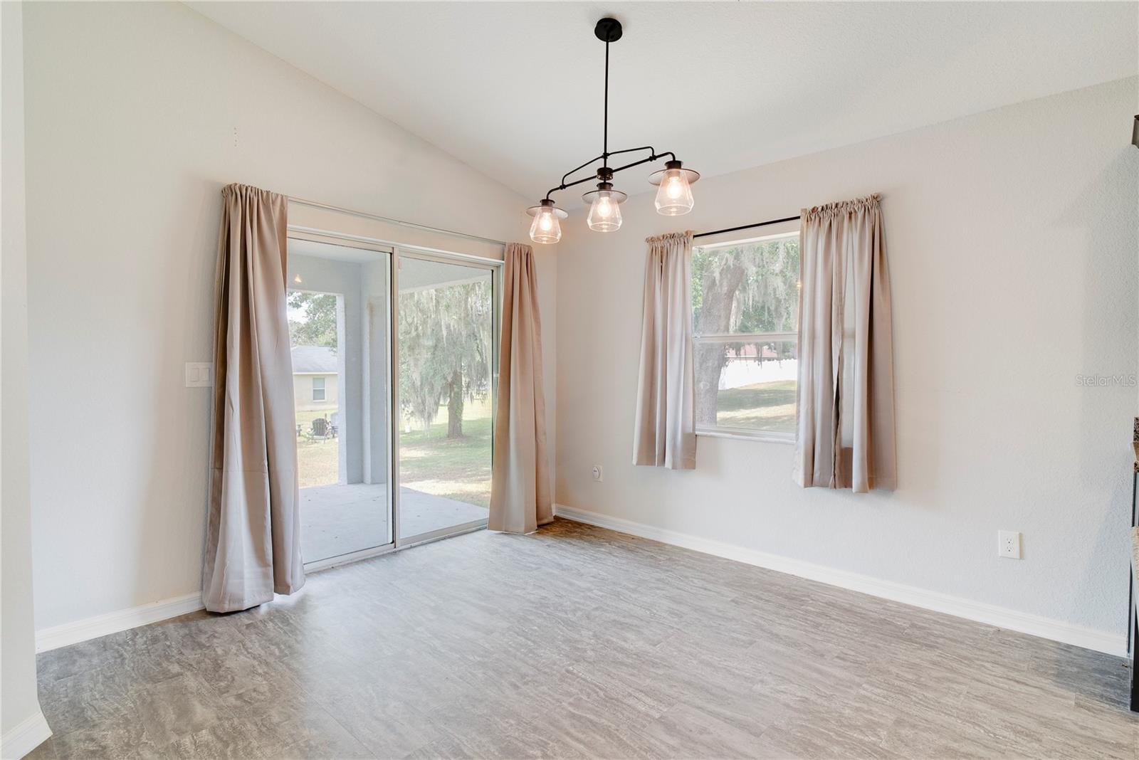 STONEWOOD ESTATES - Residential