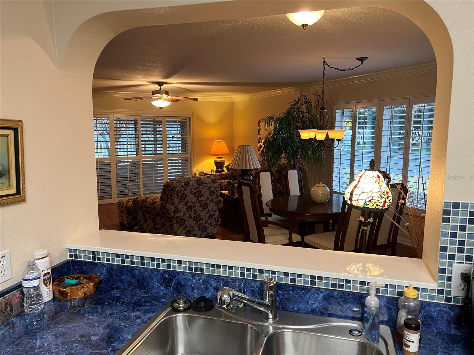 ON TOP OF THE WORLD - Residential