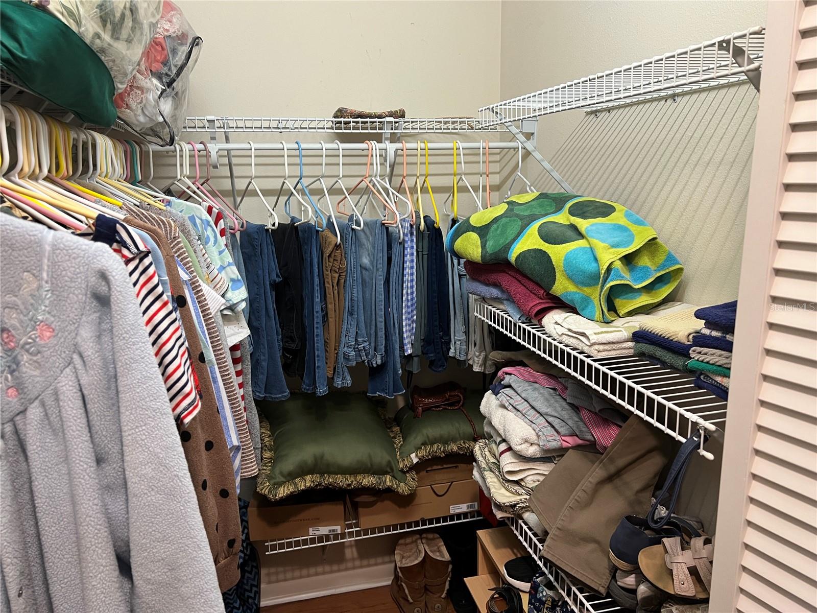 ON TOP OF THE WORLD - Residential