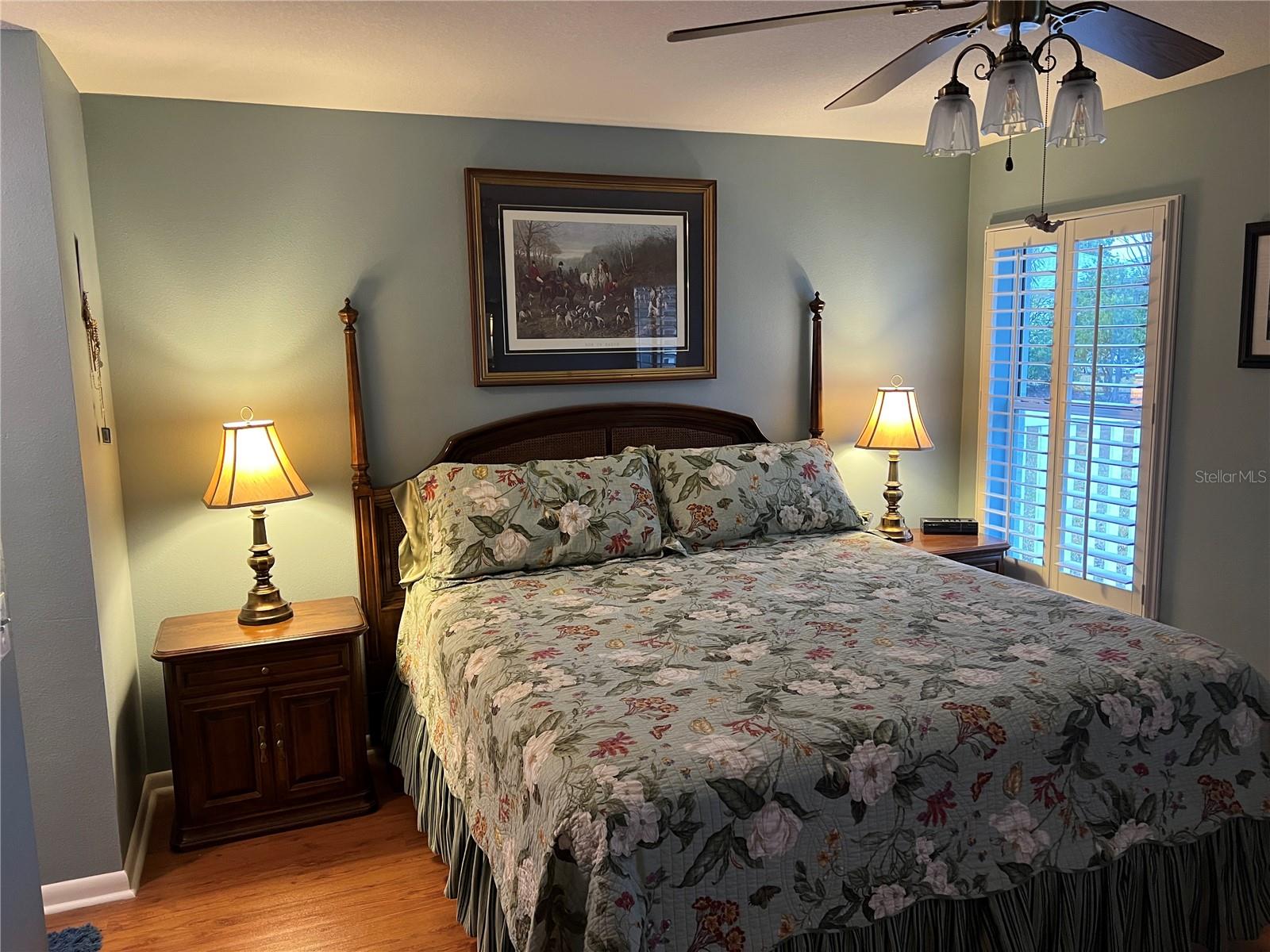 ON TOP OF THE WORLD - Residential