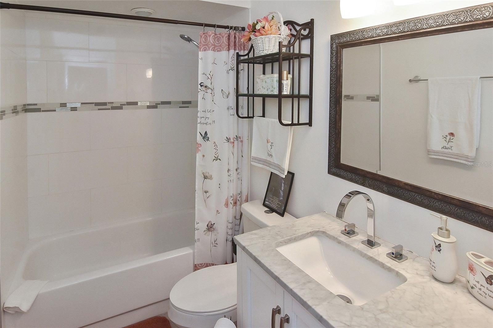 1527 STEWART DRIVE 115