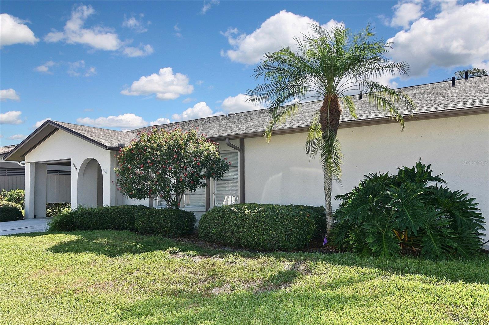 1527 STEWART DRIVE 115