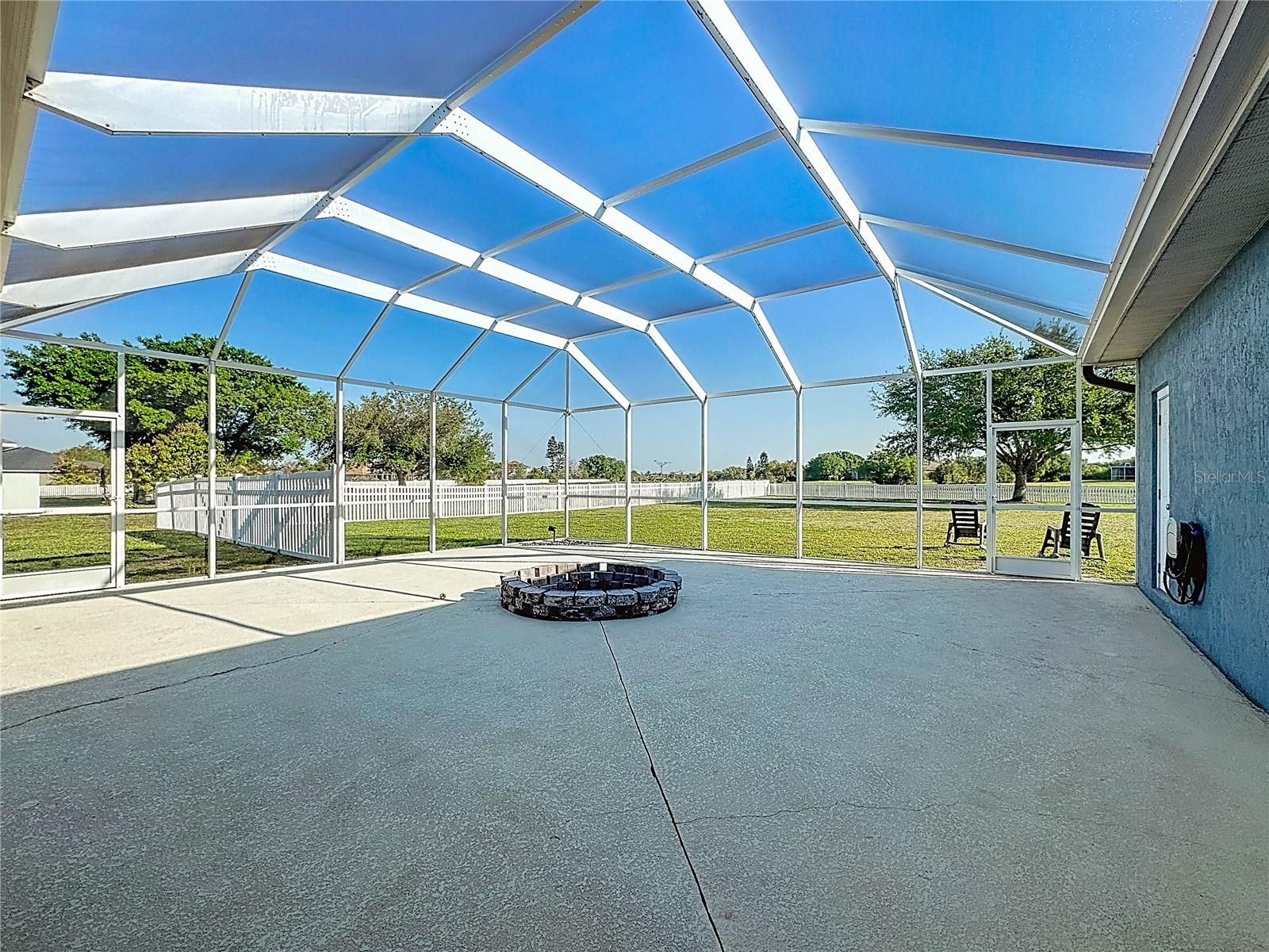 FOXBROOK PH I - Residential