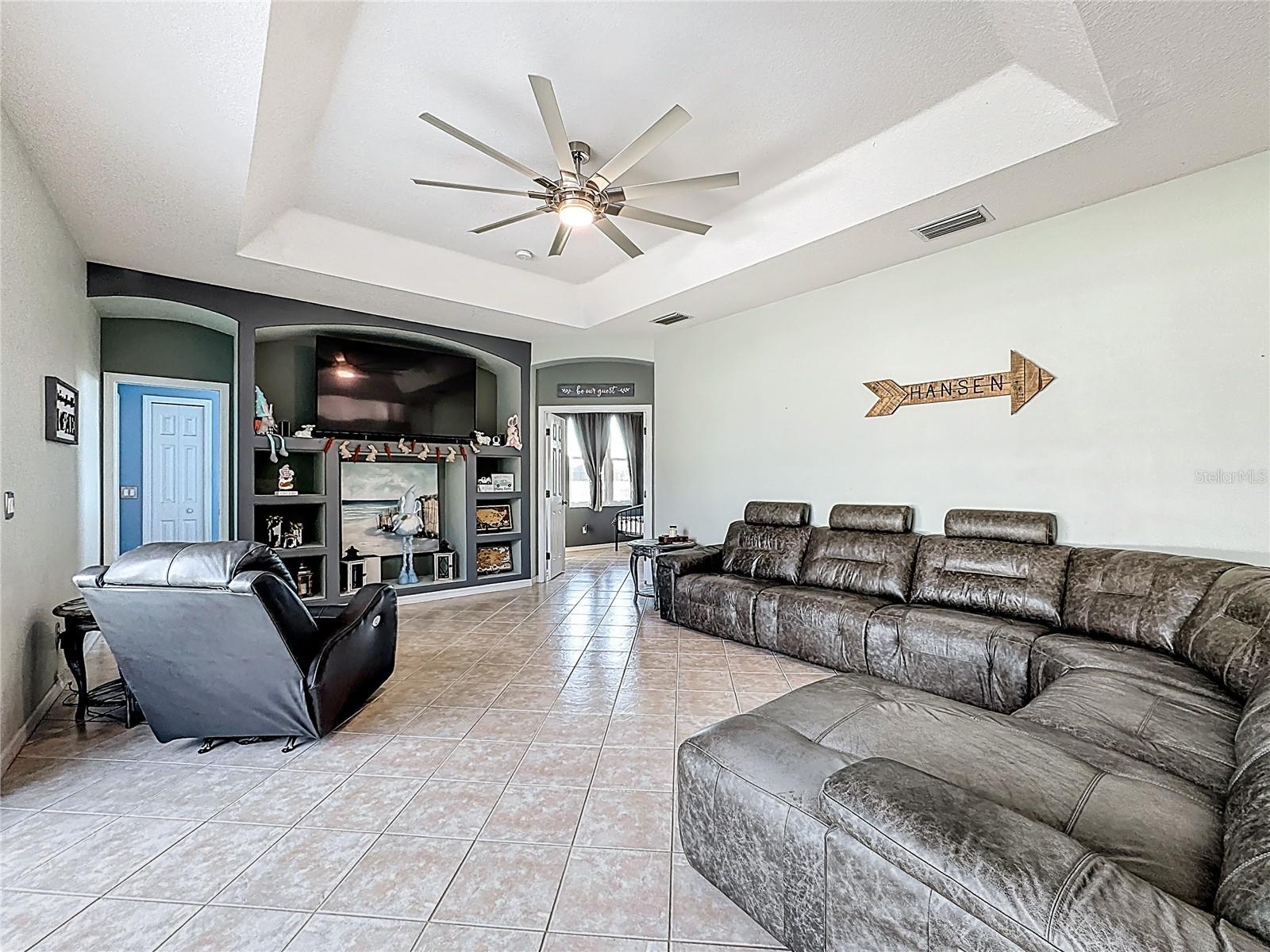 FOXBROOK PH I - Residential