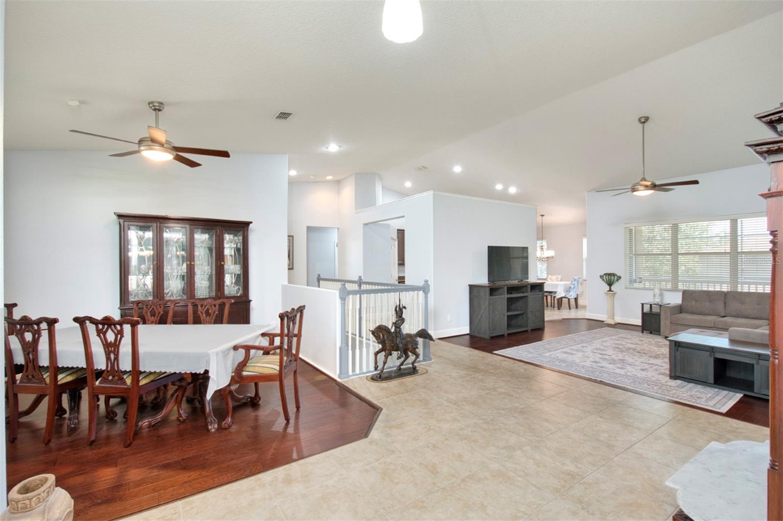 1000 GLENRAVEN LANE