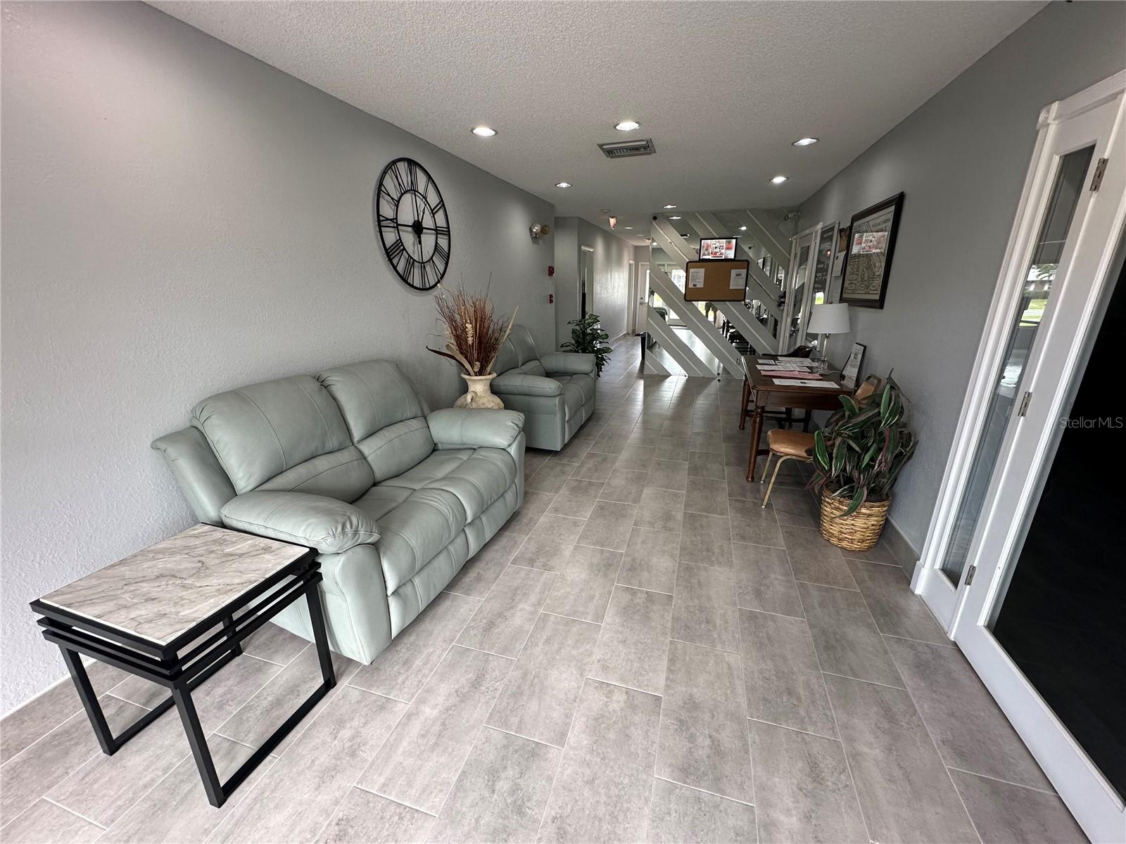 PARADISE GARDENS SEC 4 76-8 B - Residential