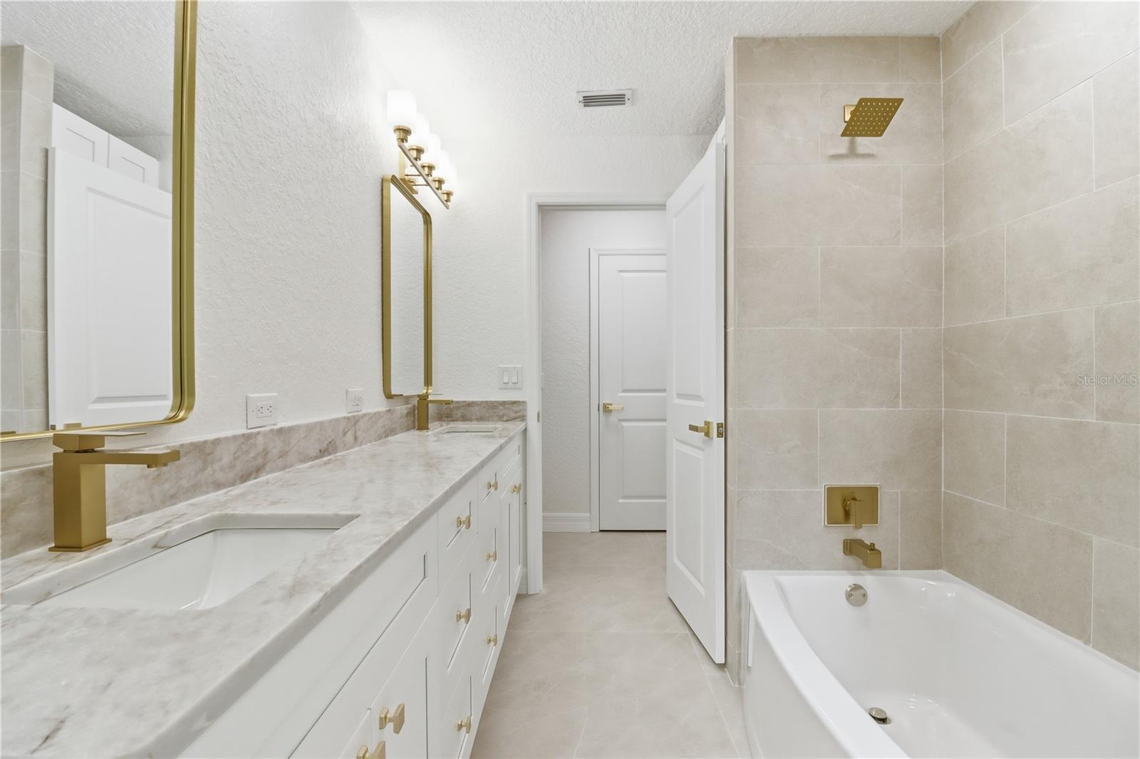 RIVERHAVEN VILLAGE - Residential