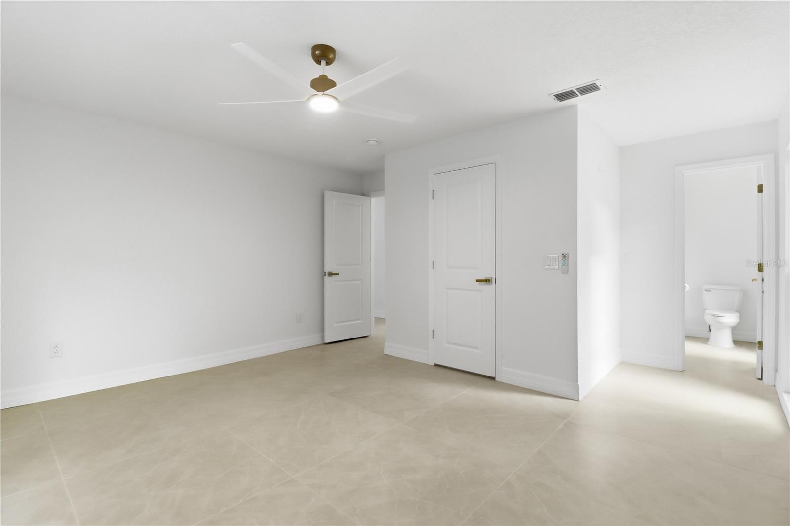 RIVERHAVEN VILLAGE - Residential