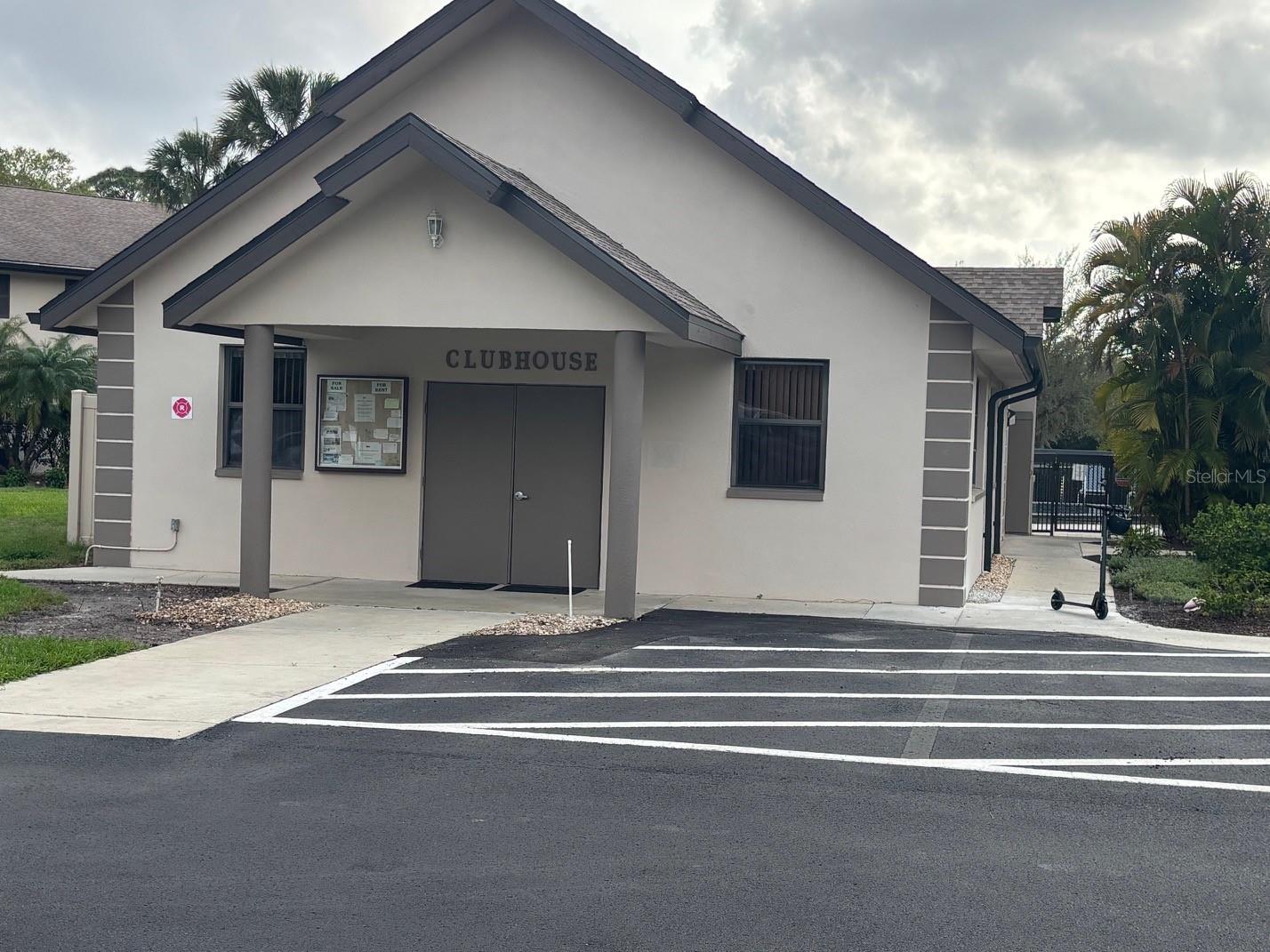 OAK FORREST - Residential