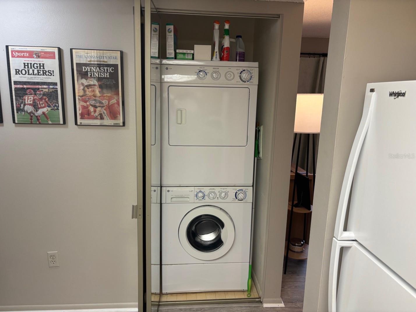 OAK FORREST - Residential