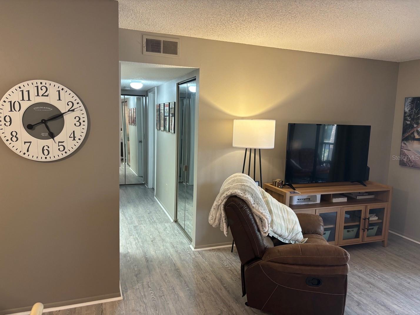 OAK FORREST - Residential