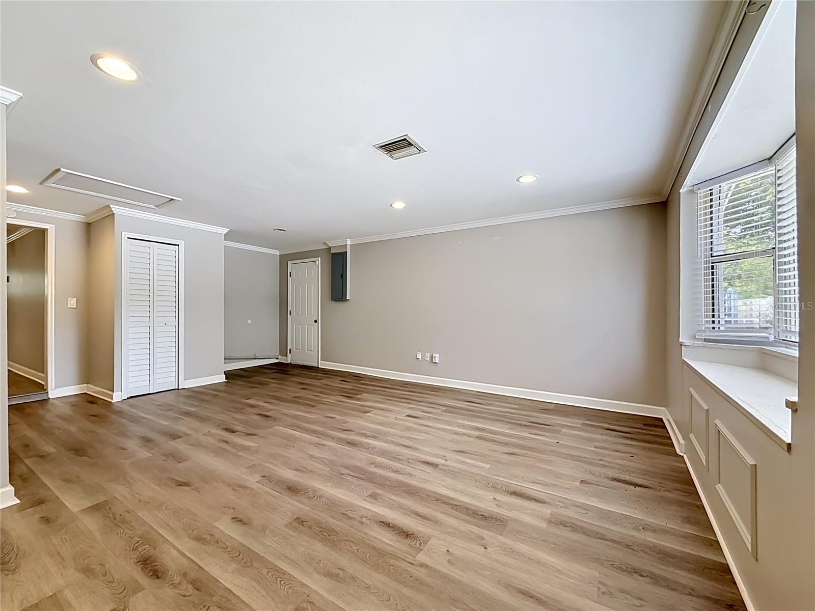 RIDGE PARK ESTATES - Residential