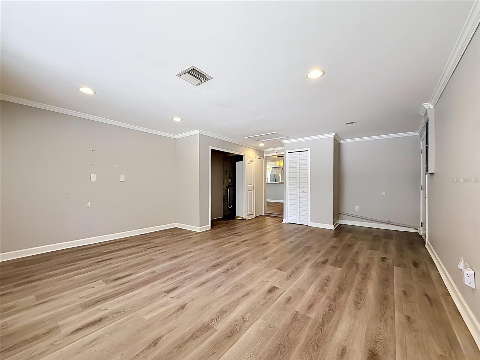 RIDGE PARK ESTATES - Residential