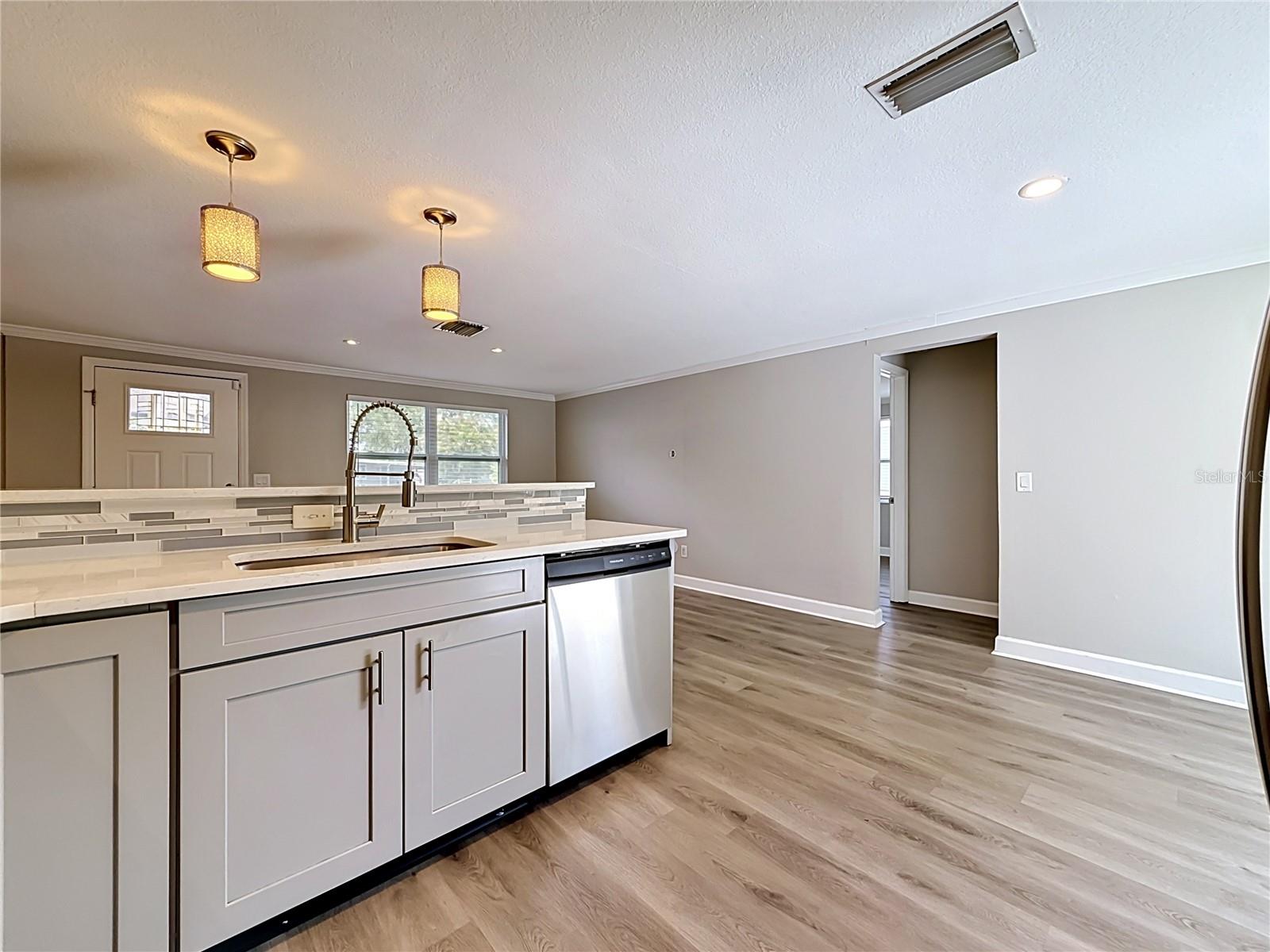 RIDGE PARK ESTATES - Residential