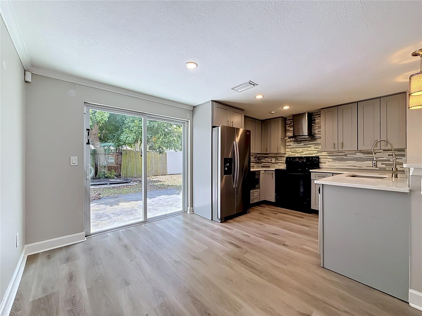 RIDGE PARK ESTATES - Residential