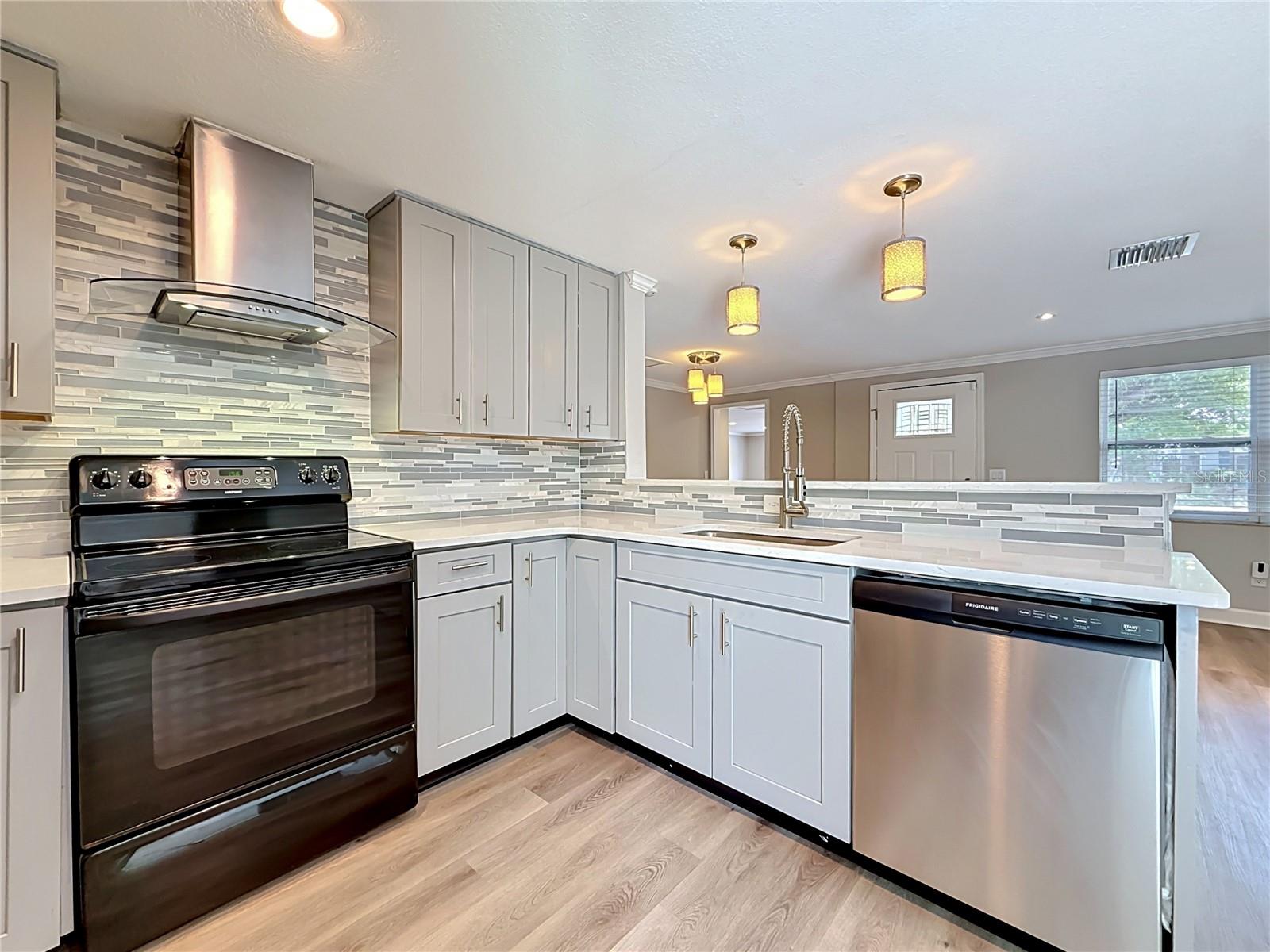 RIDGE PARK ESTATES - Residential