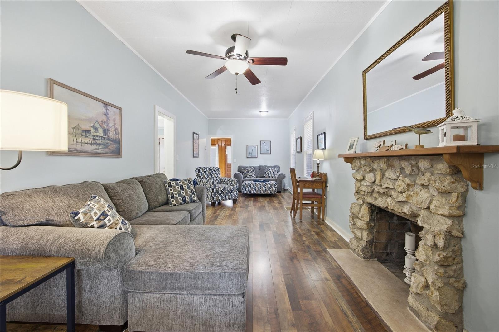 WILLISTON - Residential
