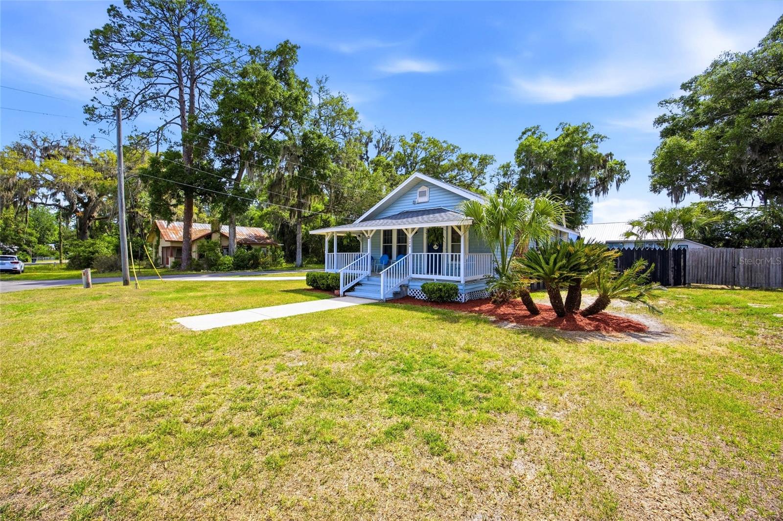WILLISTON - Residential