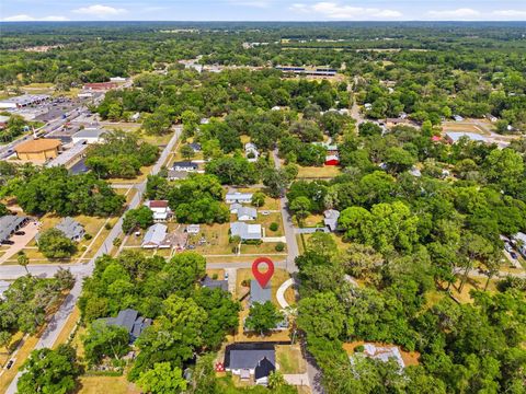 Tiny photo for 124 SE 1st Street, Williston, FL 32696 (MLS # OM724435)