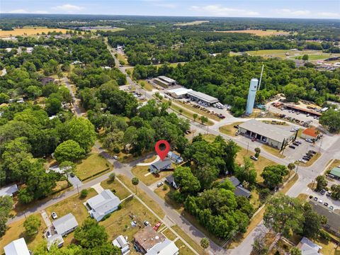 Tiny photo for 124 SE 1st Street, Williston, FL 32696 (MLS # OM724435)