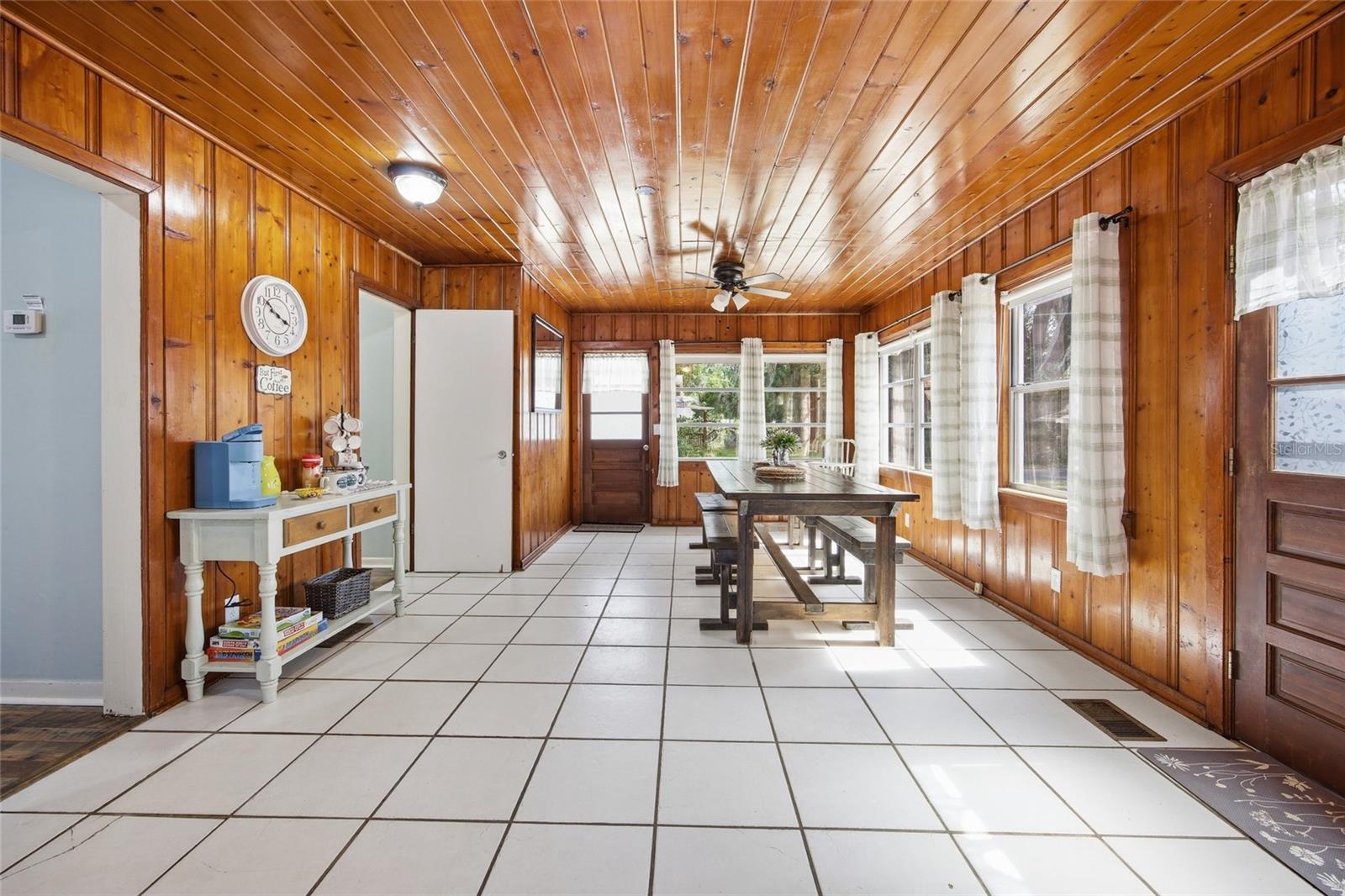 WILLISTON - Residential