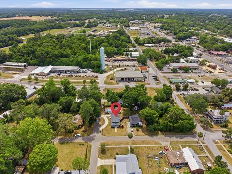 Tiny photo for 124 SE 1st Street, Williston, FL 32696 (MLS # OM724435)