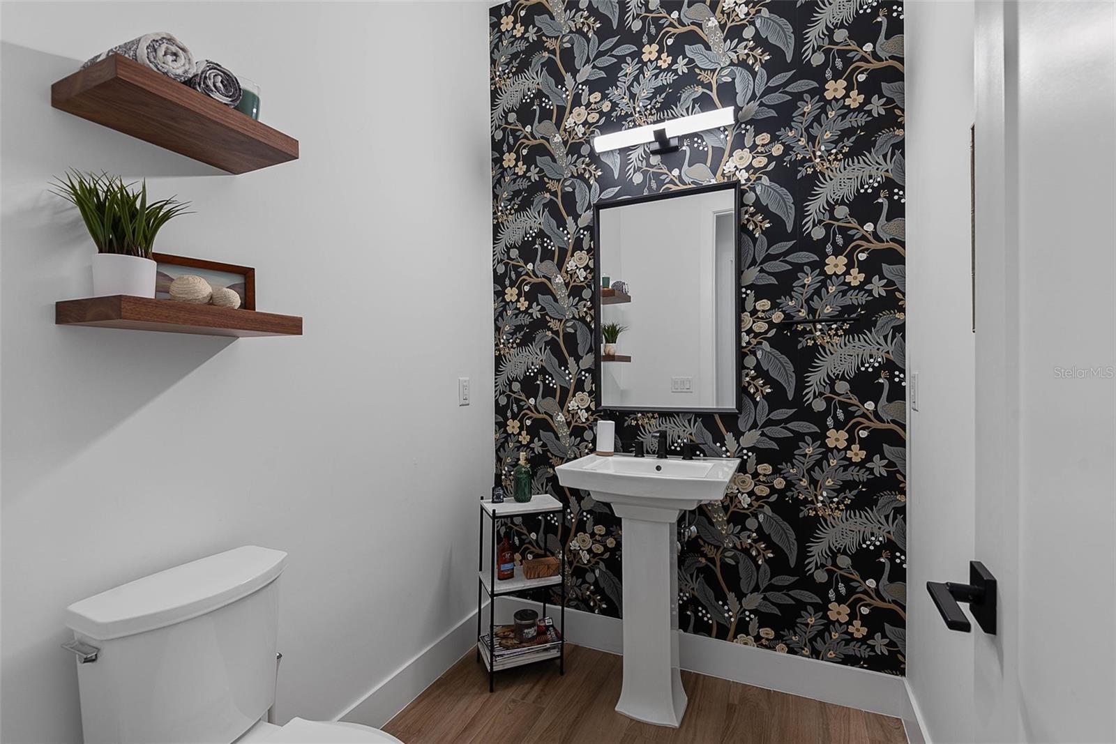 TURNBULL XINGS - Residential