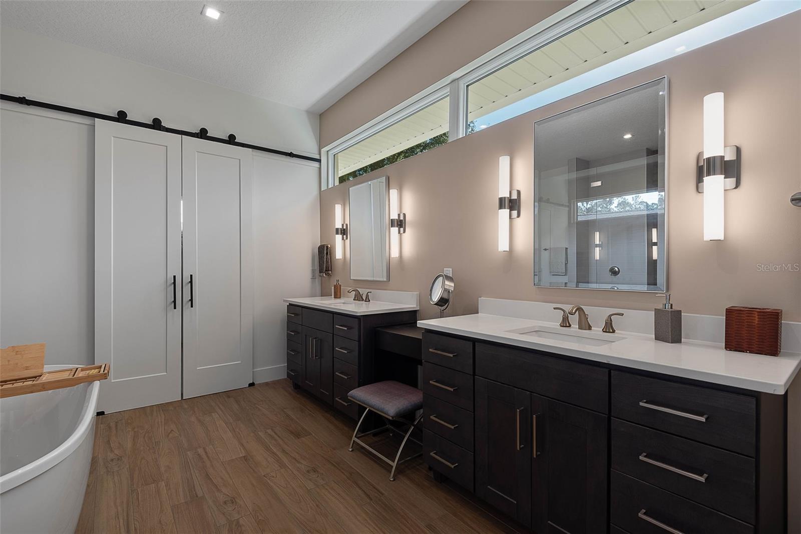 TURNBULL XINGS - Residential