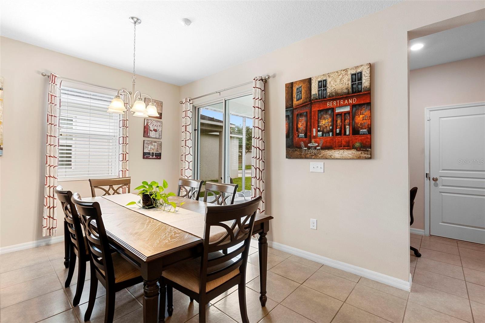 LAKE HANCOCK PRESERVE - Residential