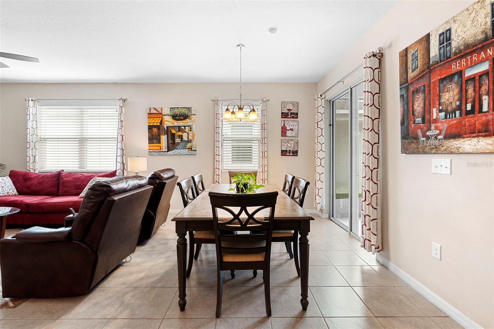 LAKE HANCOCK PRESERVE - Residential