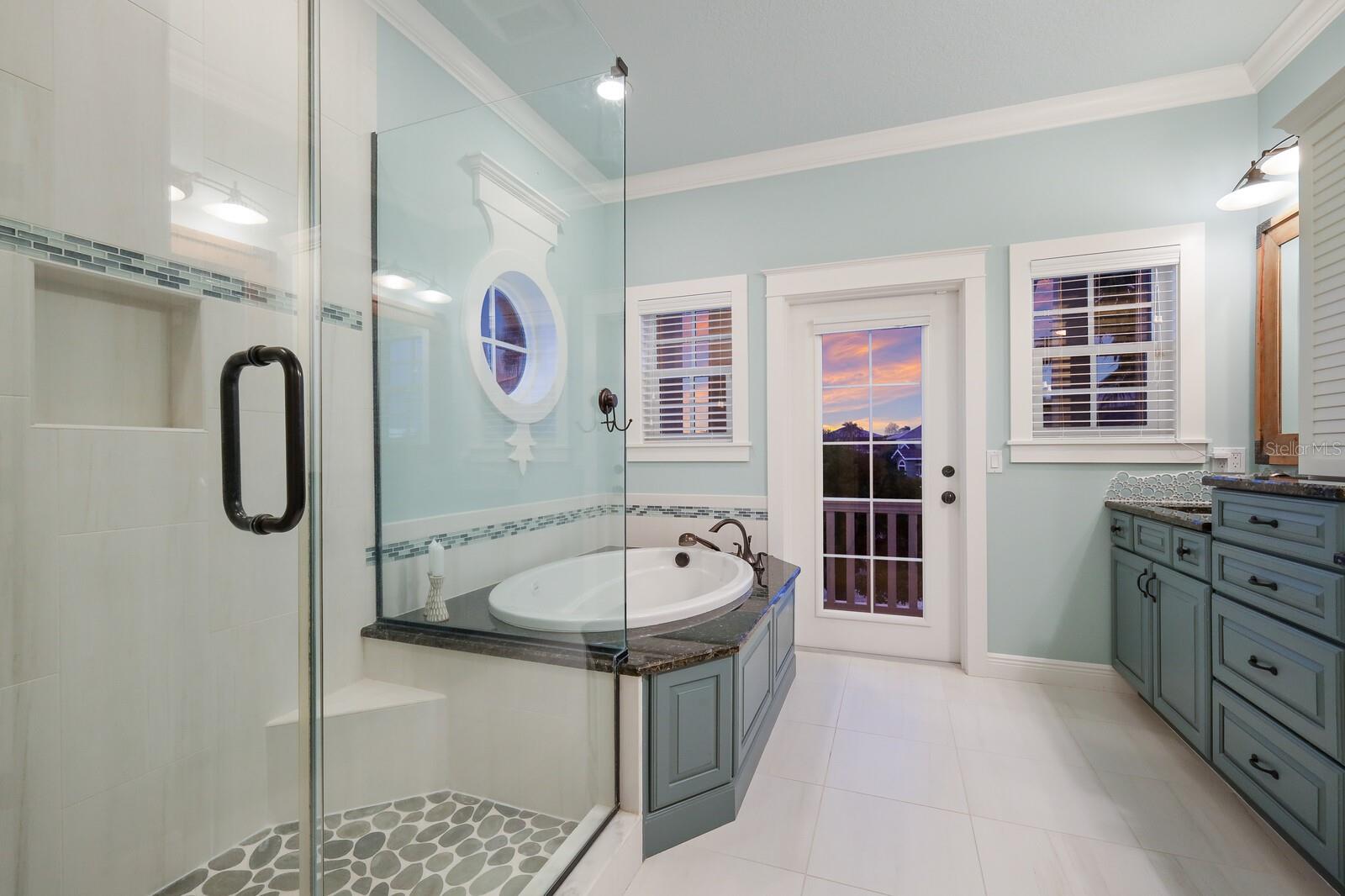 LAKE LA VISTA REP - Residential