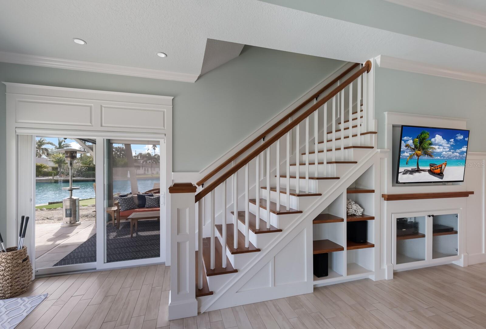 LAKE LA VISTA REP - Residential