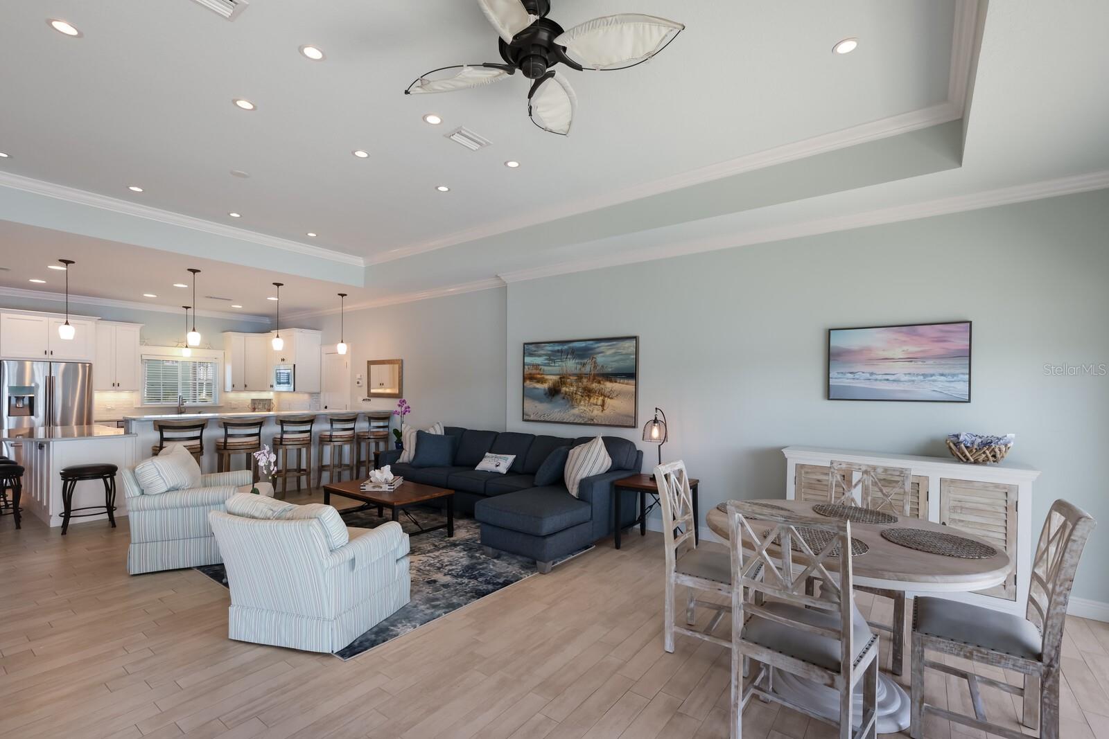 LAKE LA VISTA REP - Residential