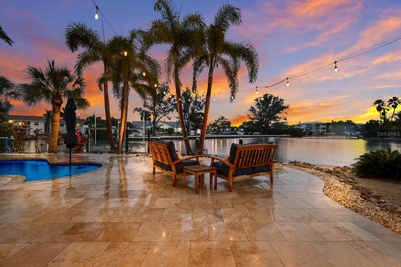 LAKE LA VISTA REP - Residential