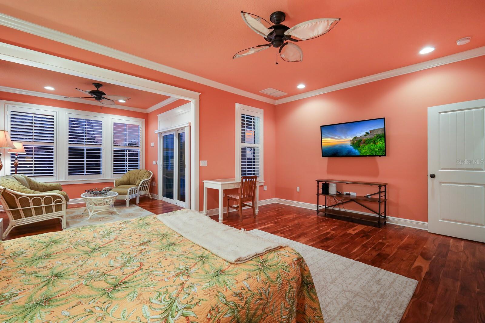 LAKE LA VISTA REP - Residential