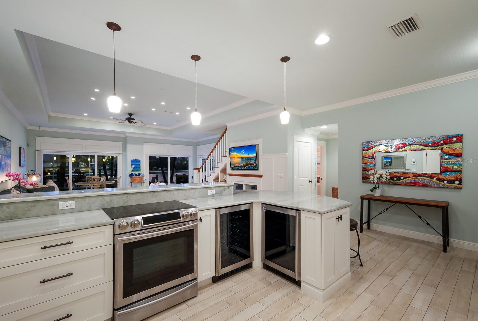 LAKE LA VISTA REP - Residential