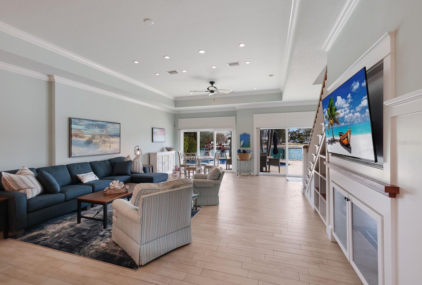 LAKE LA VISTA REP - Residential