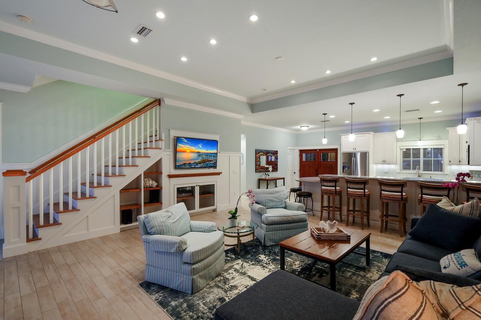 LAKE LA VISTA REP - Residential