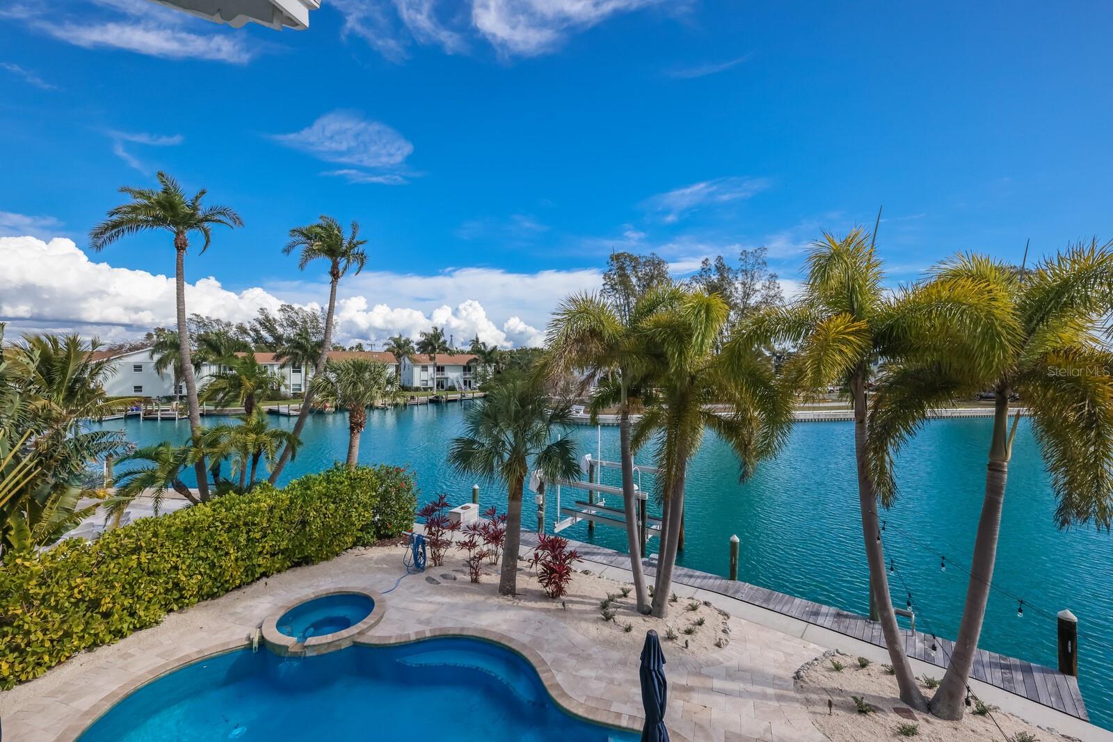 LAKE LA VISTA REP - Residential