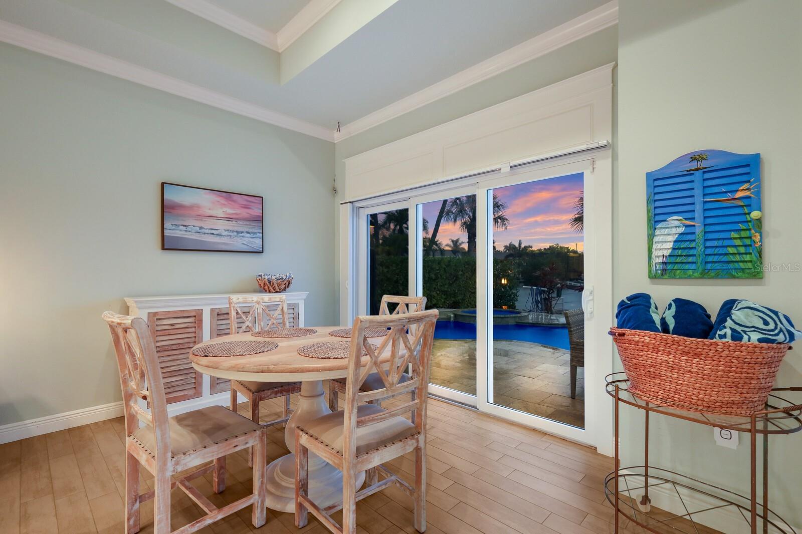 LAKE LA VISTA REP - Residential