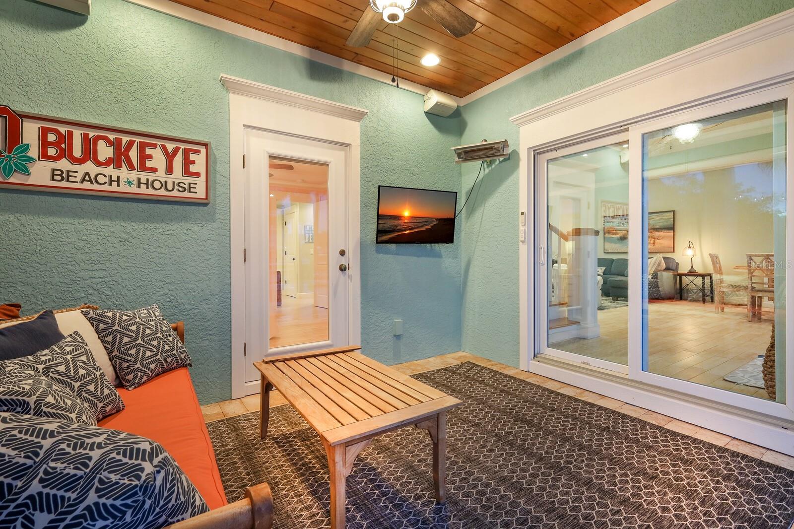 LAKE LA VISTA REP - Residential