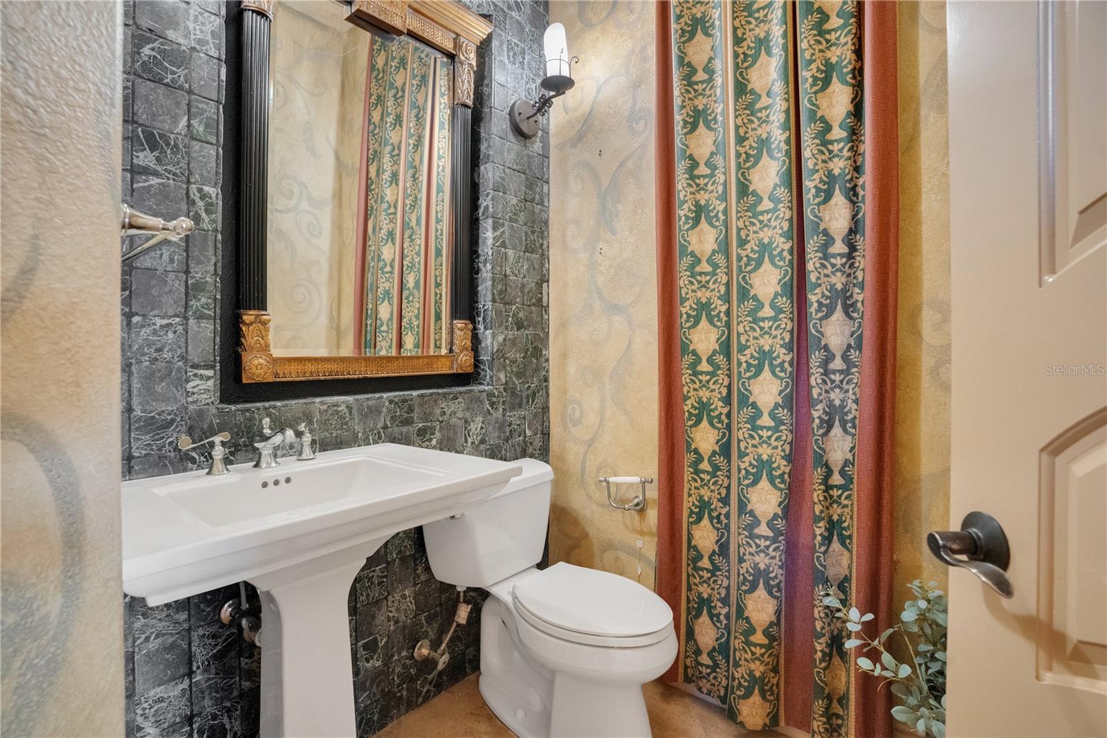 RESERVE AT BELMERE 48 23 - Residential