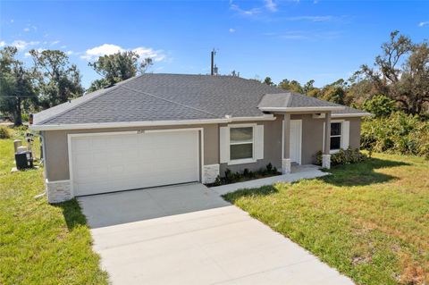 A home in PORT CHARLOTTE