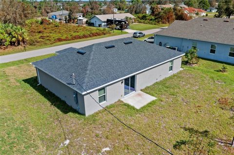 A home in PORT CHARLOTTE