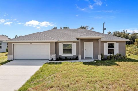 A home in PORT CHARLOTTE