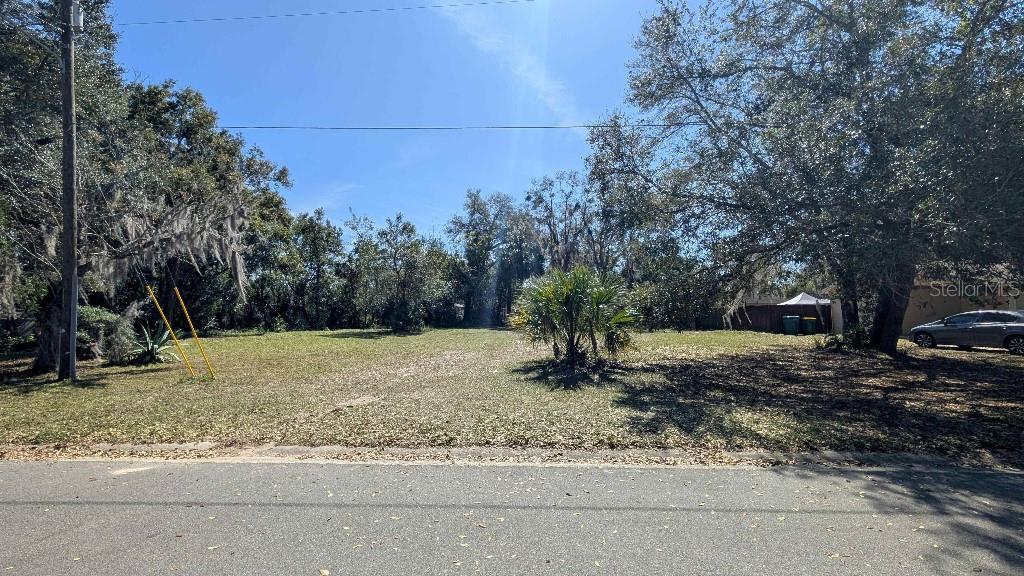 EUSTIS ROSENWALD GARDENS - Land
