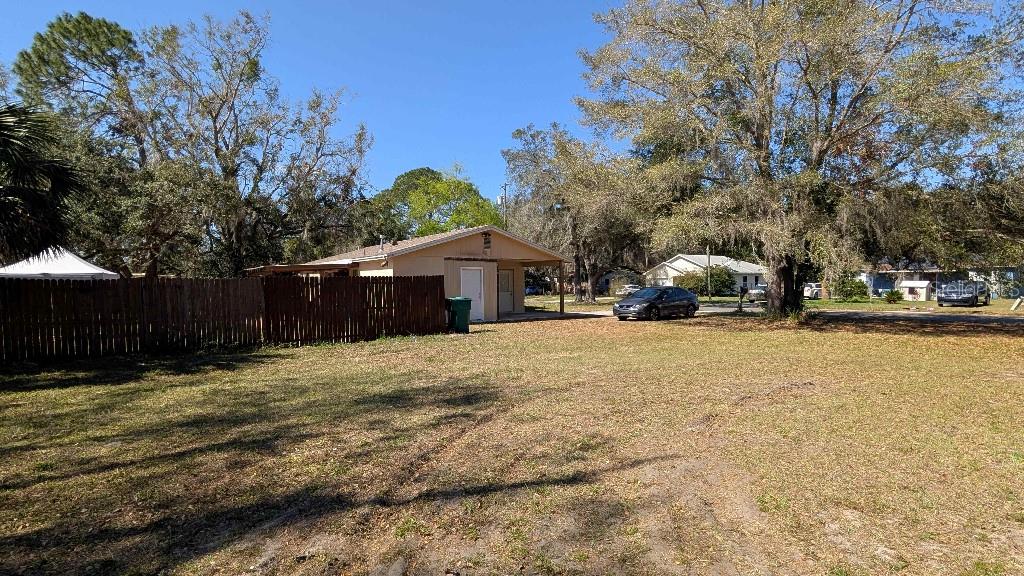 EUSTIS ROSENWALD GARDENS - Land