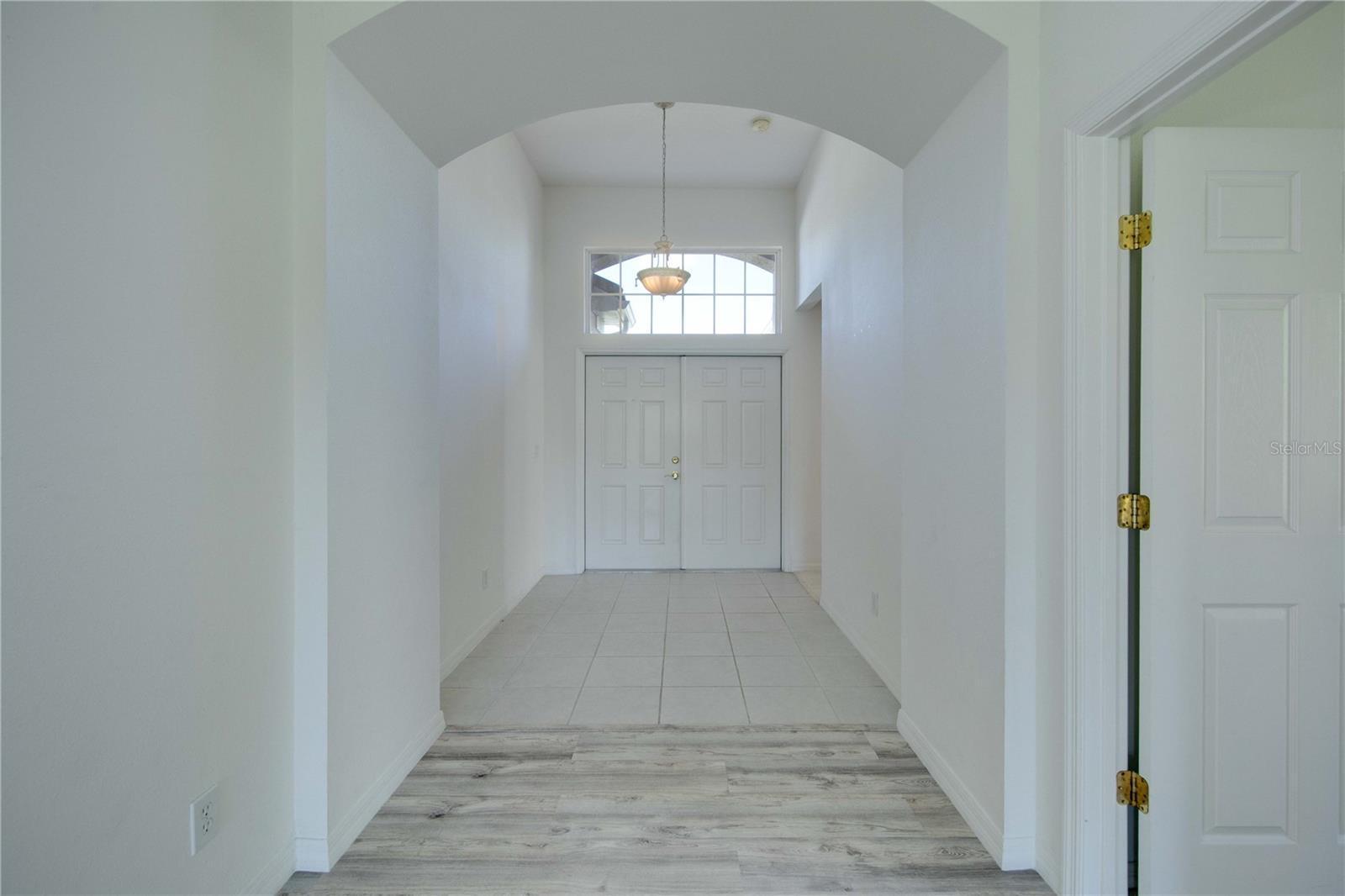 VILLAGES AT PINETREE SPRUCE PI - Residential Lease