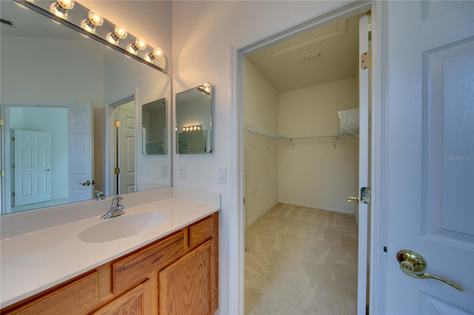 VILLAGES AT PINETREE SPRUCE PI - Residential Lease